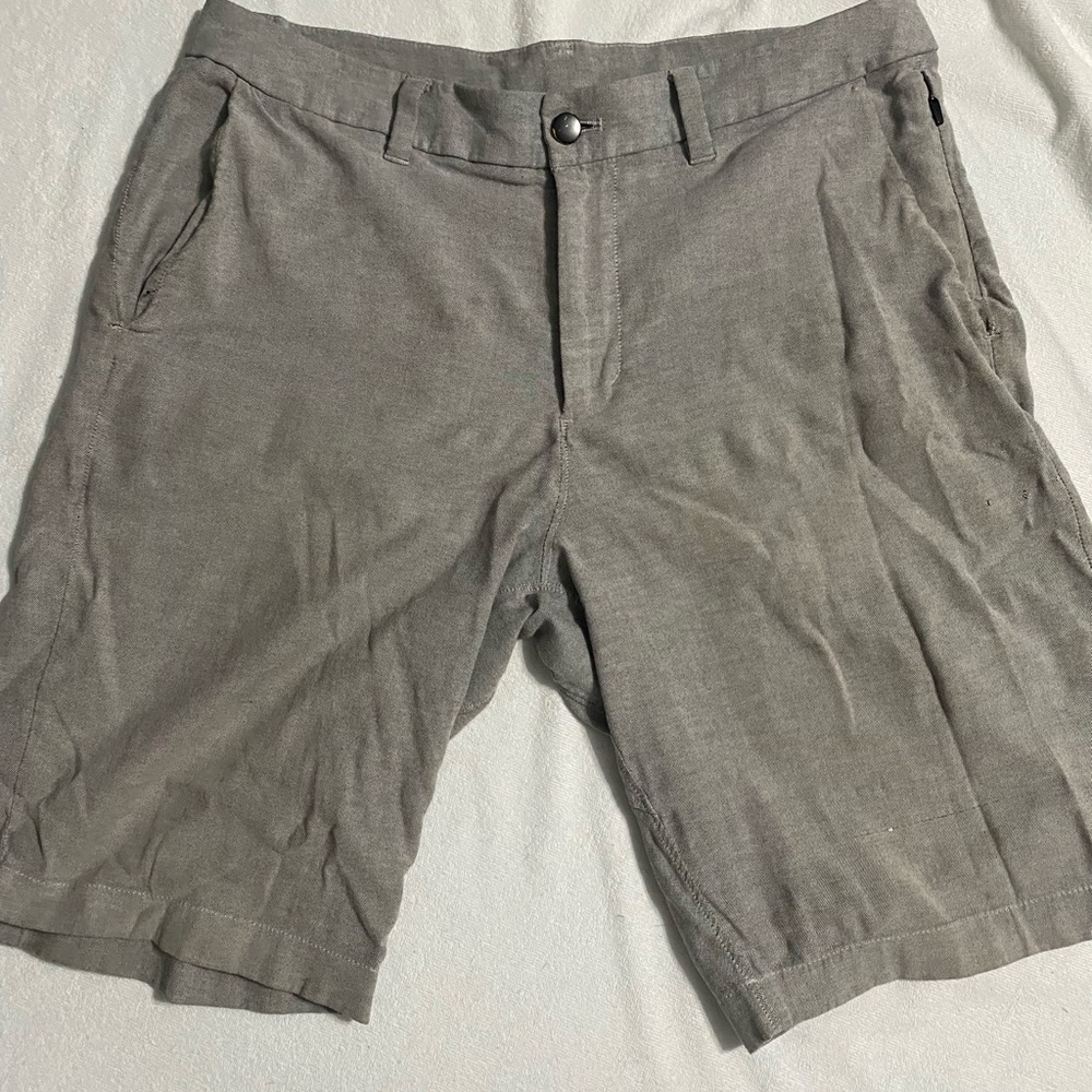 Lululemon commission classic 10”